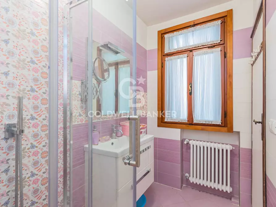 Immagine 14 di Appartamento in vendita  in Ponte Delle Cannaregio - Guglie 1534 a Venezia