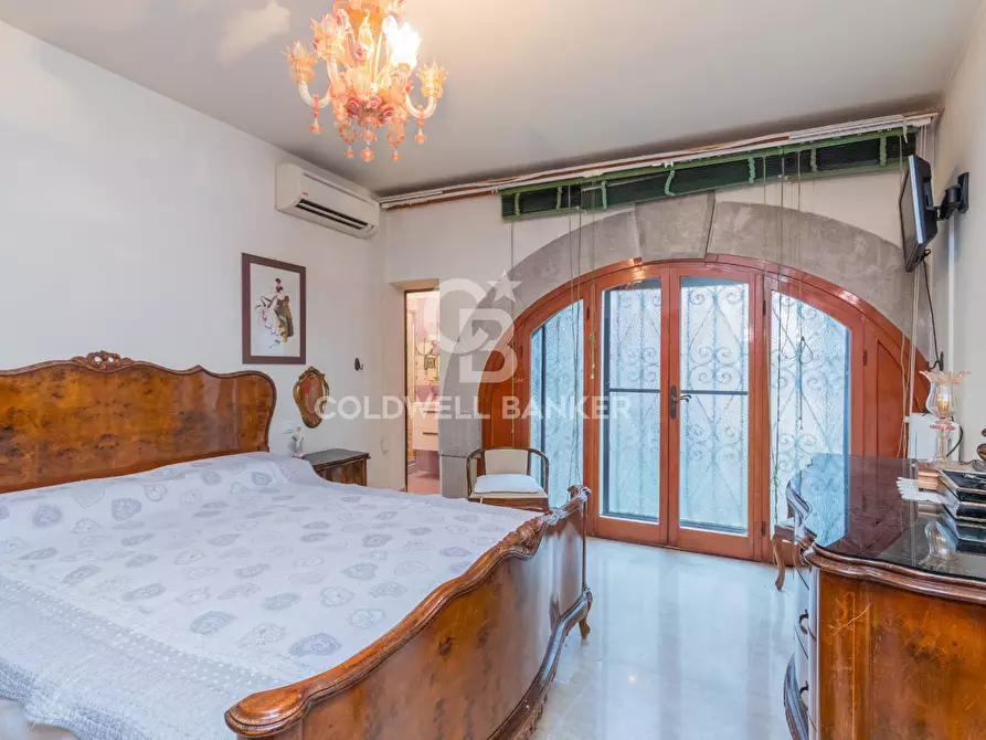 Immagine 3 di Appartamento in vendita  in Ponte Delle Cannaregio - Guglie 1534 a Venezia