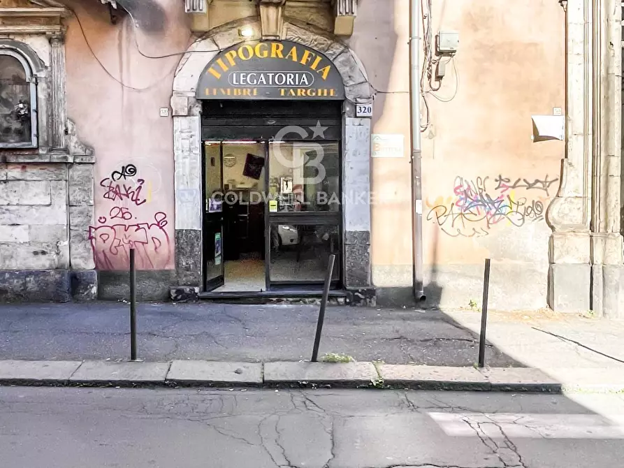 Immagine 1 di Negozio in vendita  in Via Vittorio Emanuele Ii 320 a Catania