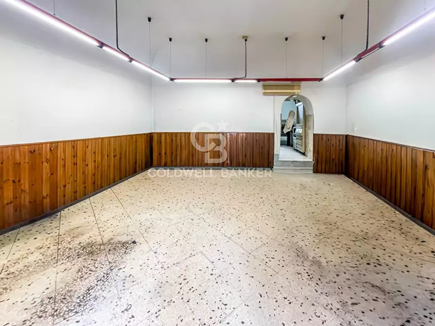 Immagine 3 di Negozio in vendita  in Via Vittorio Emanuele Ii 320 a Catania