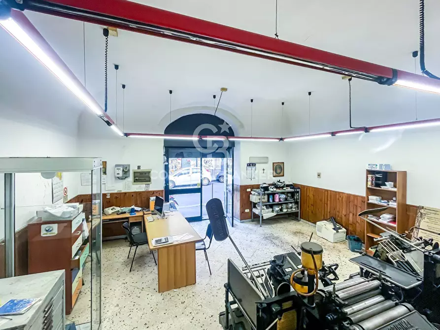 Immagine 8 di Negozio in vendita  in Via Vittorio Emanuele Ii 320 a Catania