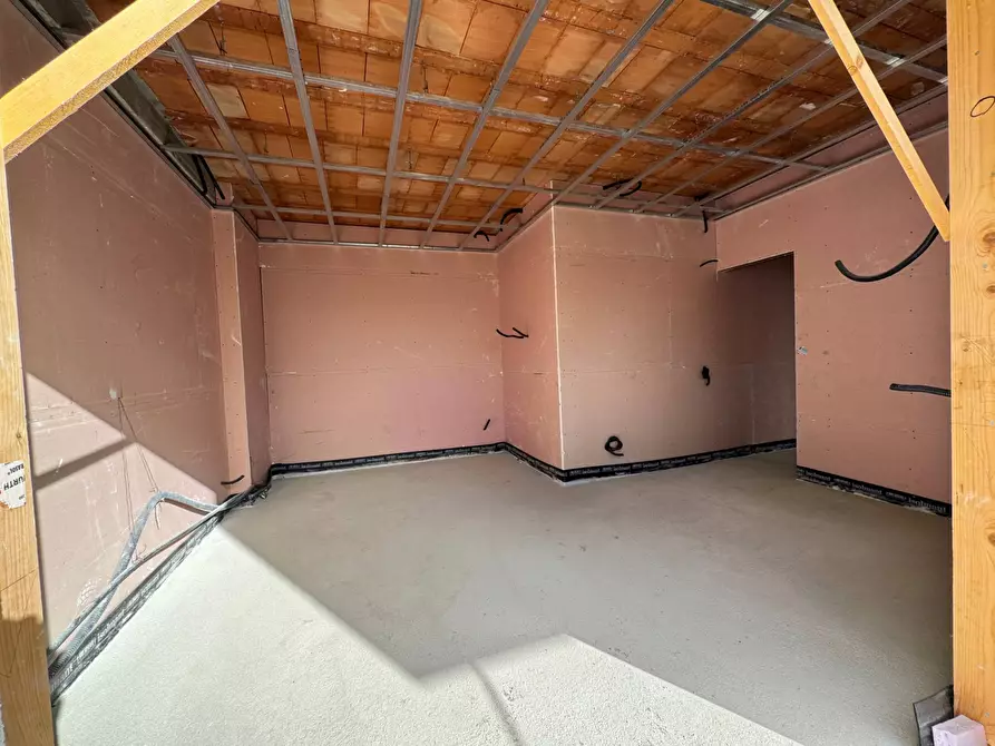 Immagine 1 di Appartamento in vendita  in Via Vela a Olbia