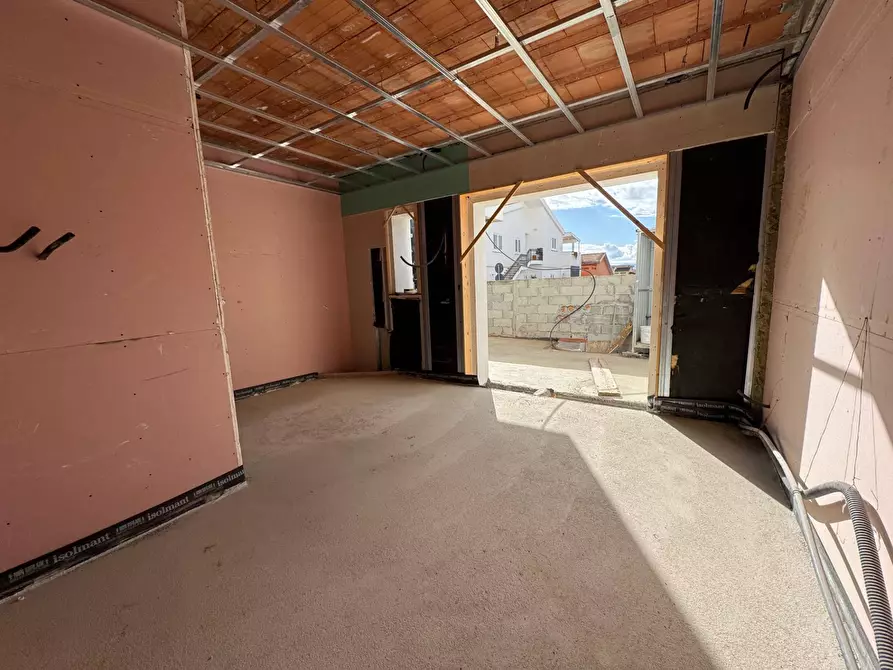 Immagine 5 di Appartamento in vendita  in Via Vela a Olbia