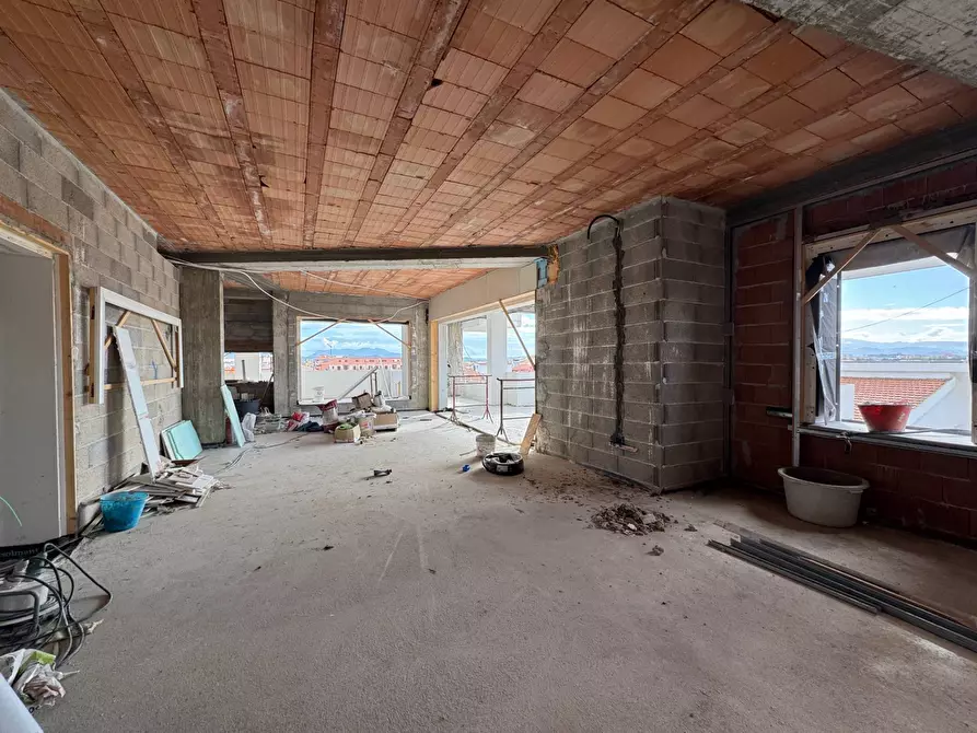 Immagine 5 di Appartamento in vendita  in Via Vela a Olbia