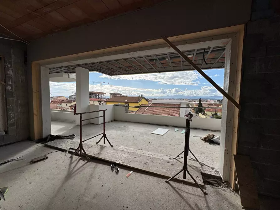 Immagine 1 di Appartamento in vendita  in Via Vela a Olbia