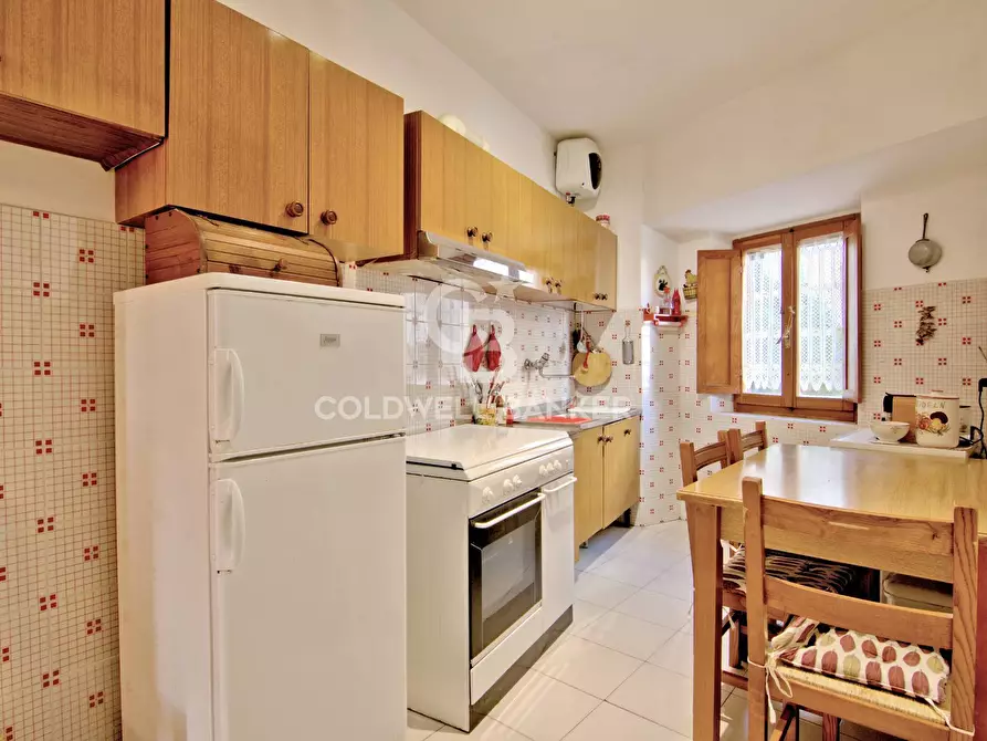 Immagine 8 di Appartamento in vendita  in Via del Brunello a Campo Nell'elba