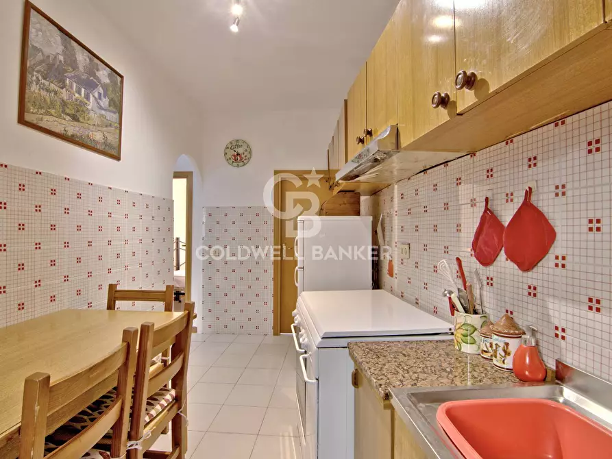 Immagine 9 di Appartamento in vendita  in Via del Brunello a Campo Nell'elba