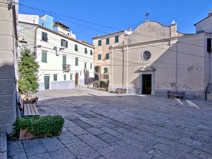 Immagine 23 di Appartamento in vendita  in Via del Brunello a Campo Nell'elba