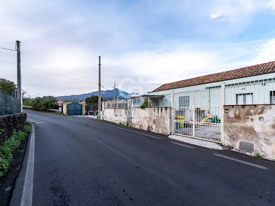 Immagine 11 di Casa indipendente in vendita  in Via Torretta 24-26-28 a Acireale