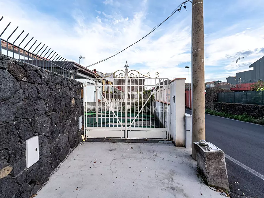 Immagine 13 di Casa indipendente in vendita  in Via Torretta 24-26-28 a Acireale