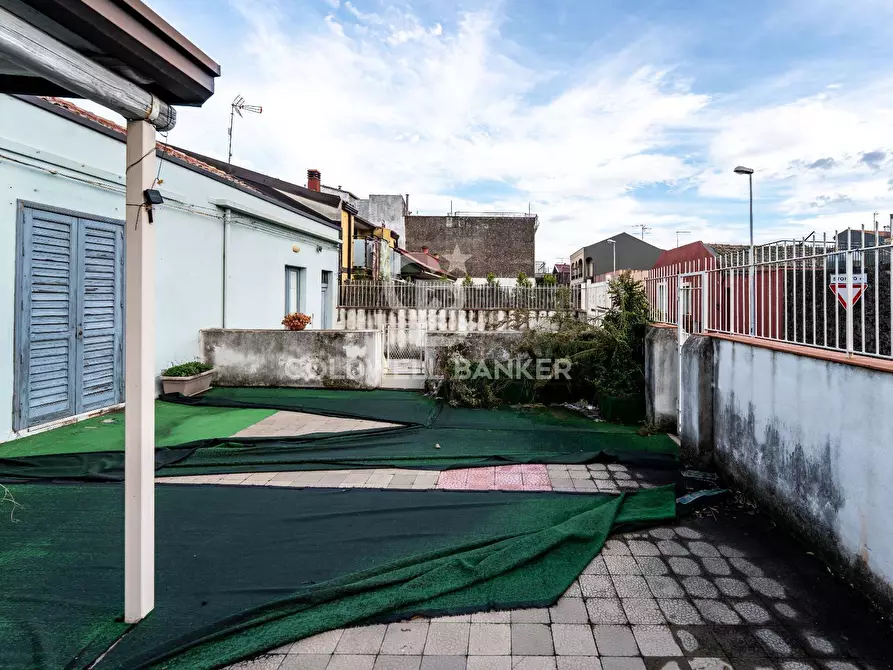 Immagine 16 di Casa indipendente in vendita  in Via Torretta 24-26-28 a Acireale