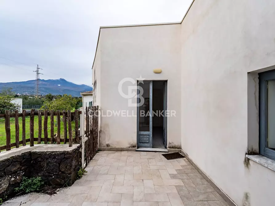 Immagine 4 di Casa indipendente in vendita  in Via Torretta 24-26-28 a Acireale