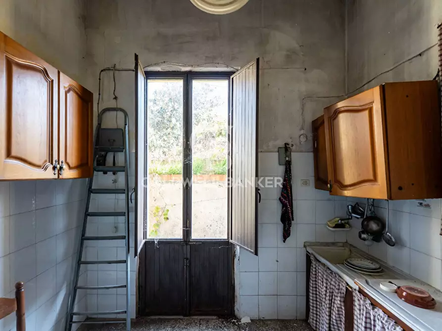 Immagine 11 di Casa semindipendente in vendita  in acicatena via Francesco Strano 38 a Aci Catena