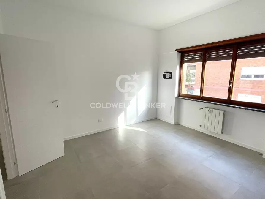 Immagine 16 di Appartamento in affitto  in Via Bevagna a Roma