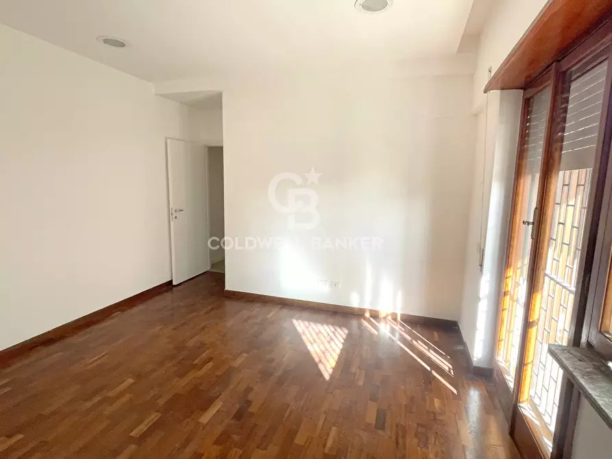 Immagine 20 di Appartamento in affitto  in Via Bevagna a Roma