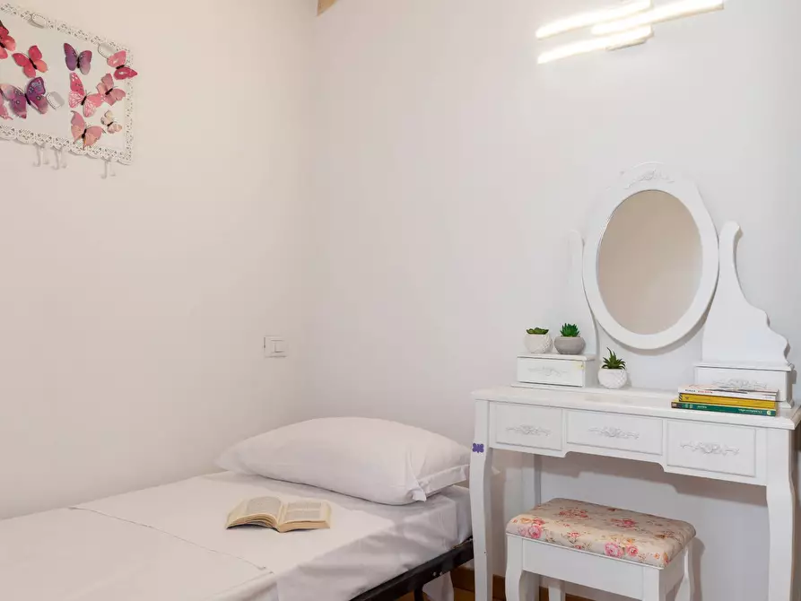 Immagine 17 di Villetta a schiera in vendita  in Via Santa Monica 7/A a Olbia