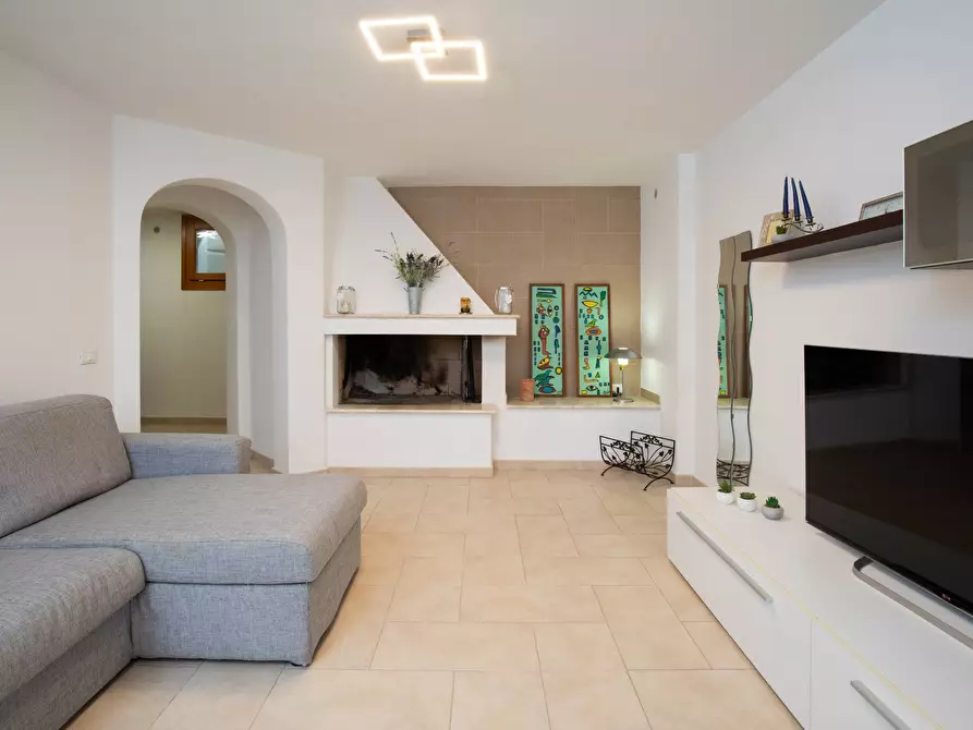 Immagine 7 di Villetta a schiera in vendita  in Via Santa Monica 7/A a Olbia