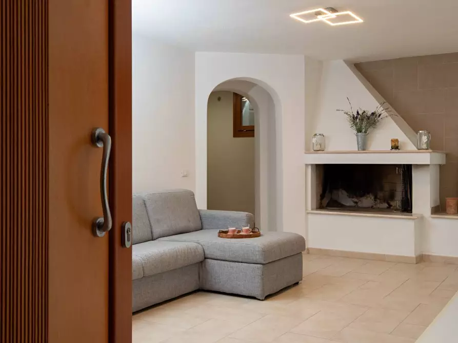 Immagine 20 di Villetta a schiera in vendita  in Via Santa Monica 7/A a Olbia