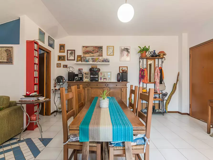 Immagine 15 di Appartamento in vendita  in Via Viole a Cattolica