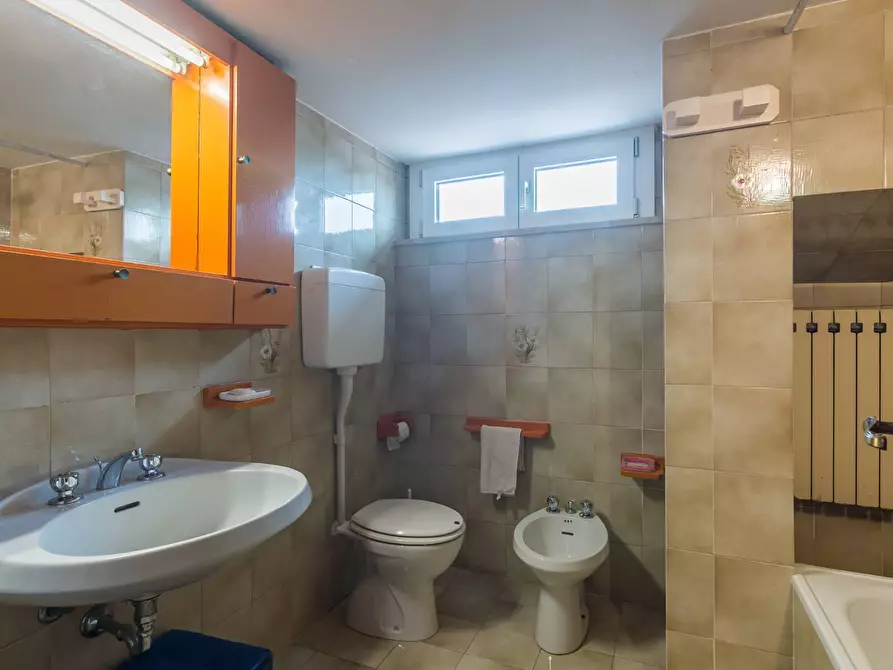 Immagine 20 di Appartamento in vendita  in Via Viole a Cattolica