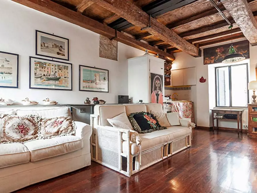 Immagine 7 di Appartamento in vendita  in via Giuseppe Garibaldi 22 a Roma