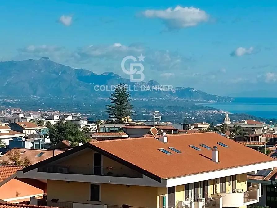 Immagine 2 di Appartamento in vendita  in VIA SILVIO PELLICO 25 a Giarre