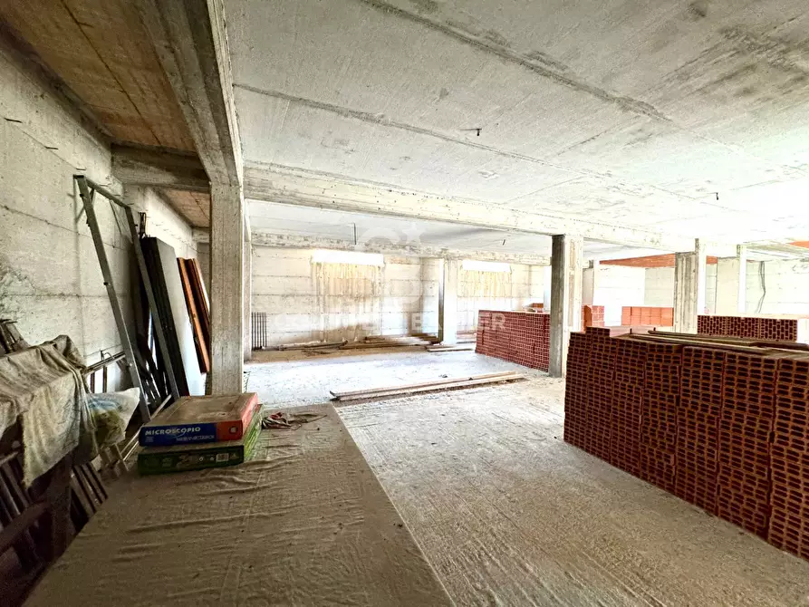 Immagine 34 di Villa in vendita  in Via Villafranca 28 a Gravina Di Catania