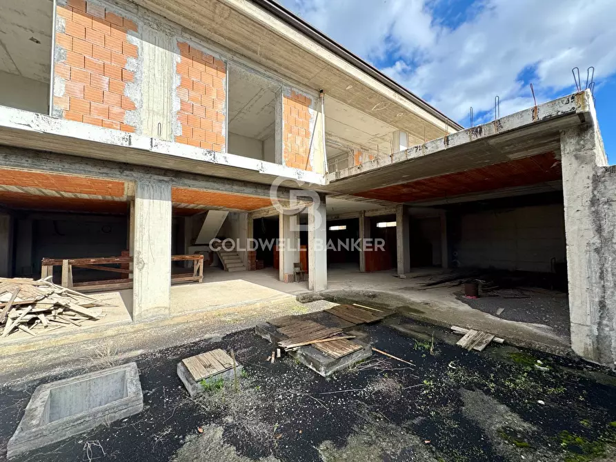 Immagine 38 di Villa in vendita  in Via Villafranca 28 a Gravina Di Catania