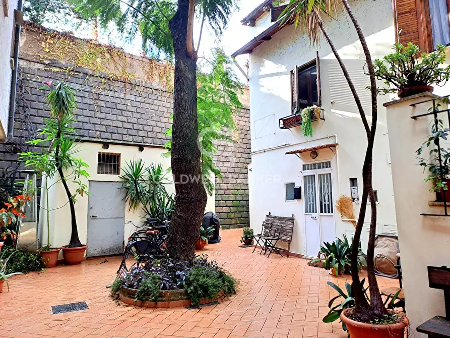 Immagine 30 di Appartamento in affitto  in Via Angelo Bellani a Roma