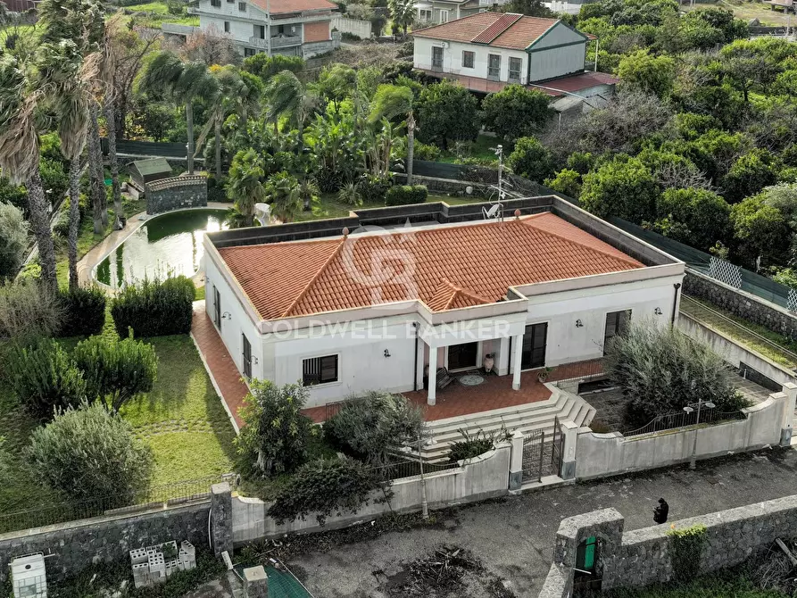 casa indipendente in vendita ad Aci Sant'Antonio