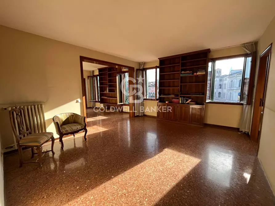 Immagine 2 di Appartamento in vendita  in Riva Del San Polo - Vin a Venezia