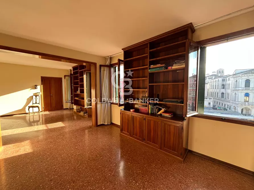 Immagine 21 di Appartamento in vendita  in Riva Del San Polo - Vin a Venezia