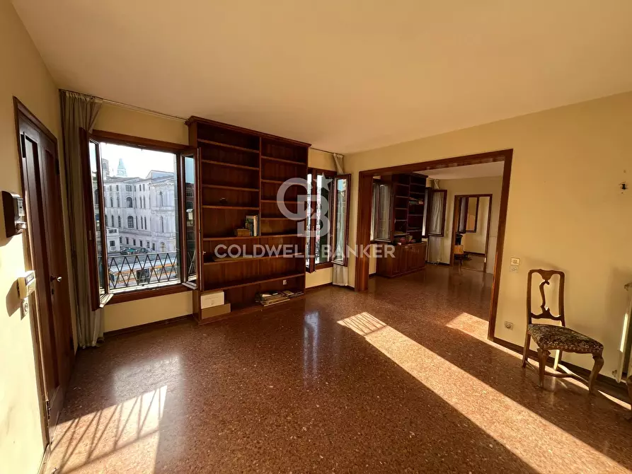 Immagine 28 di Appartamento in vendita  in Riva Del San Polo - Vin a Venezia