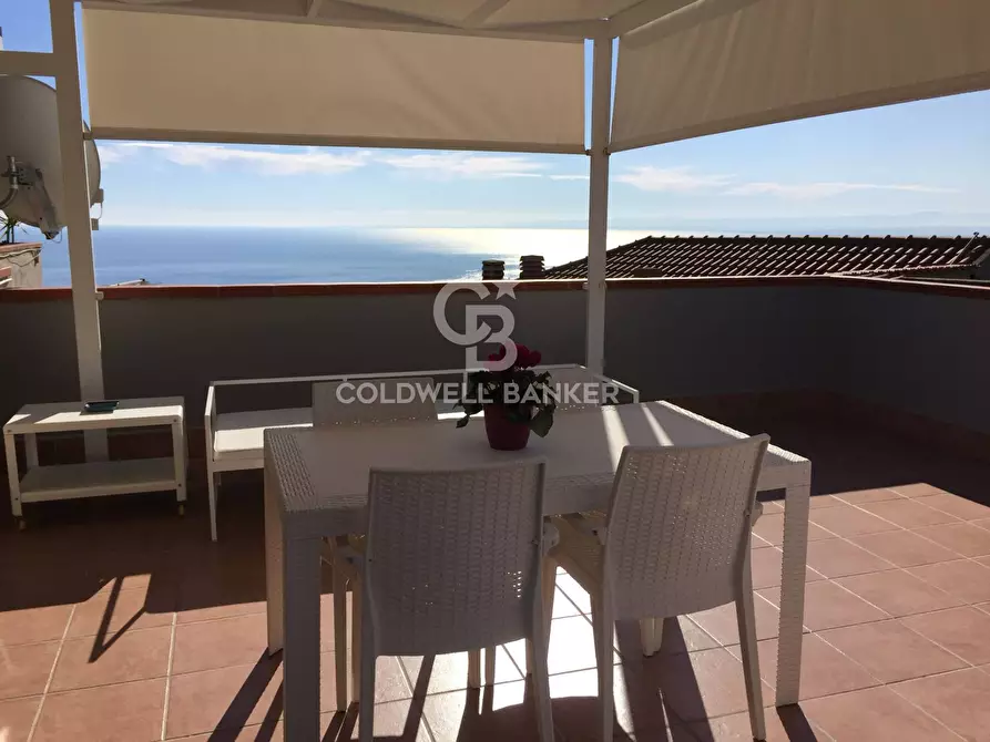 Immagine 14 di Appartamento in vendita  in via Giuseppe Recupero 5 a Aci Castello