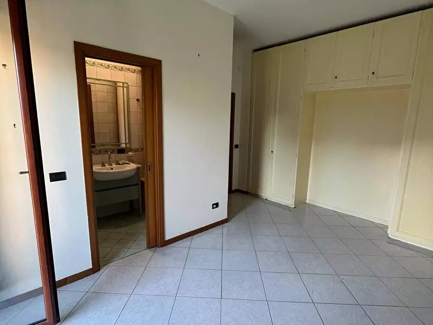 Immagine 31 di Appartamento in vendita  in VIA BRODOLINI a San Giorgio A Cremano