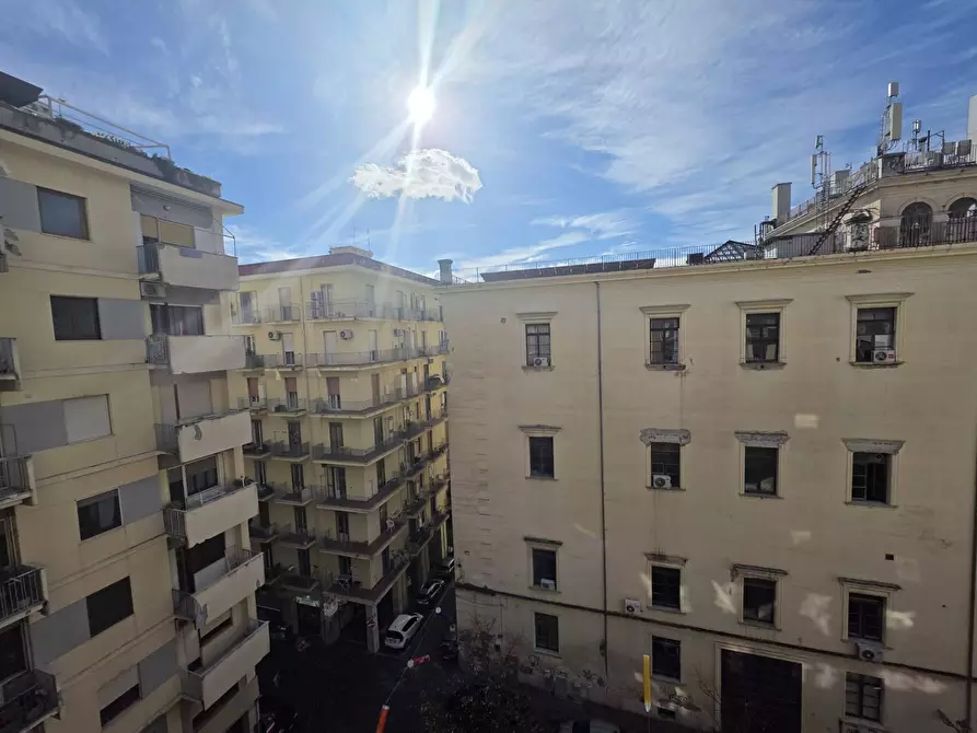 Immagine 2 di Appartamento in vendita  in Piazza Sant'Agostino 29 a Salerno
