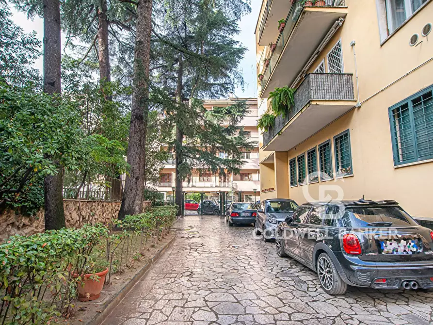 Immagine 30 di Appartamento in vendita  in Via Pietro Antonio Micheli 90 a Roma