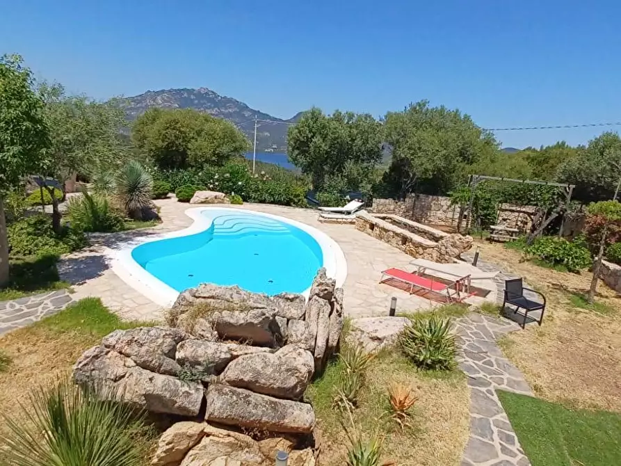 Immagine 15 di Villa in vendita  in via Monte Ladu 34/b a Olbia