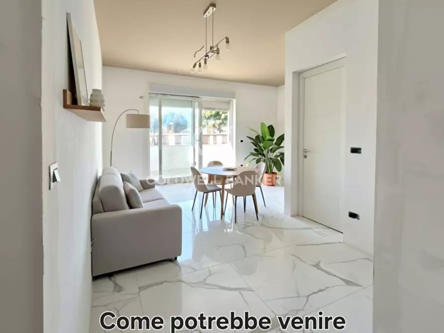 Immagine 1 di Appartamento in vendita  in Viale Mediterraneo 9 a Tarquinia