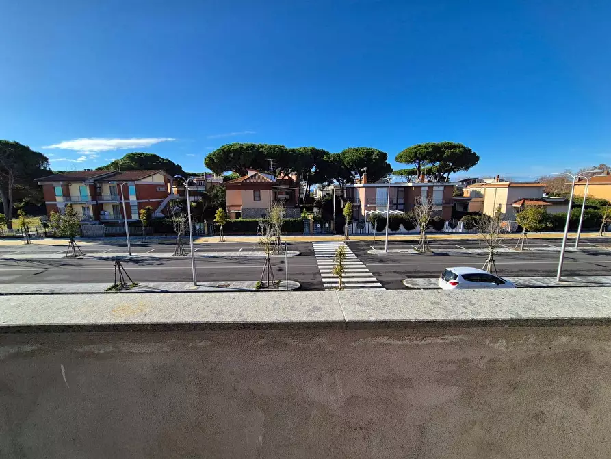 Immagine 10 di Appartamento in vendita  in Viale Mediterraneo 9 a Tarquinia