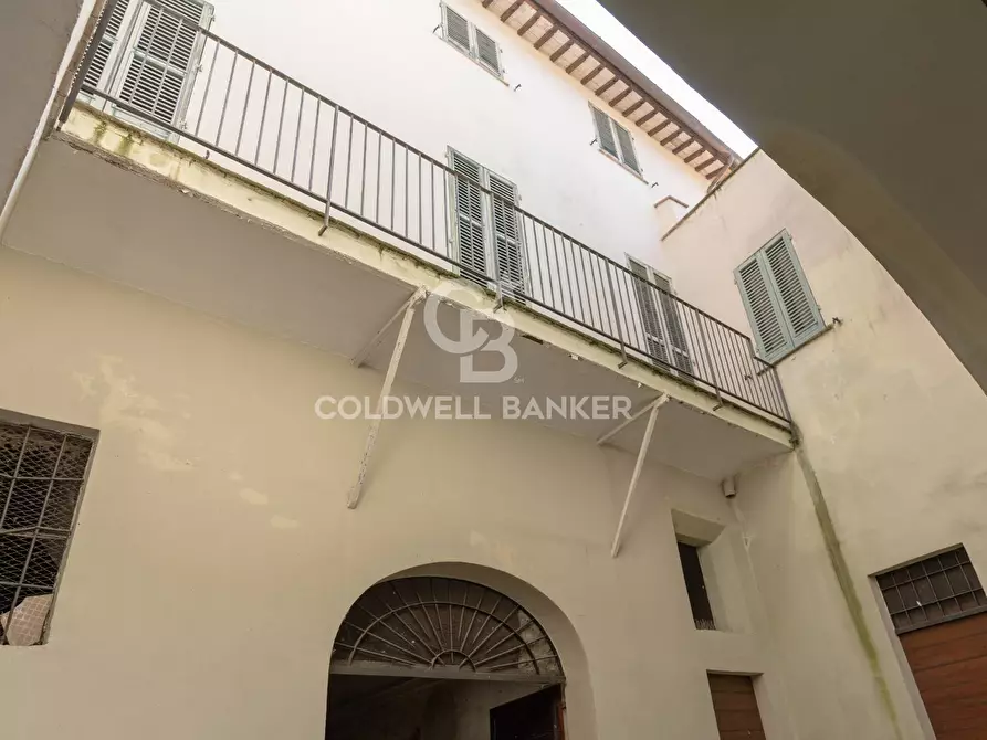 Immagine 13 di Appartamento in vendita  in Via Gramsci 89 a Foligno