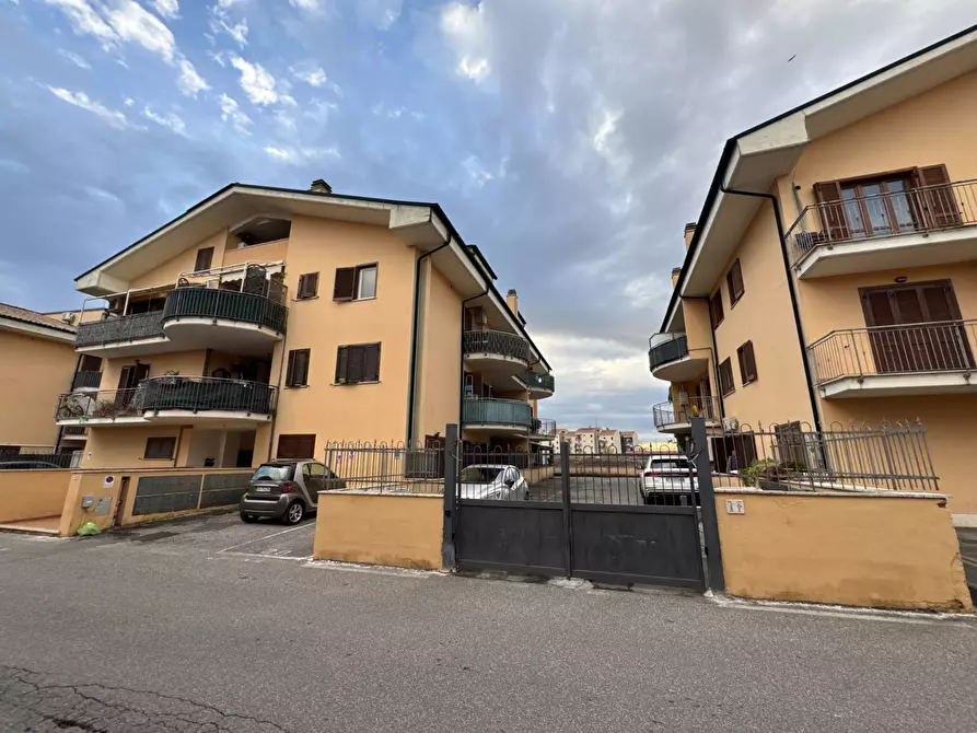 Immagine 5 di Appartamento in vendita  in via lombardia 1 a Guidonia Montecelio