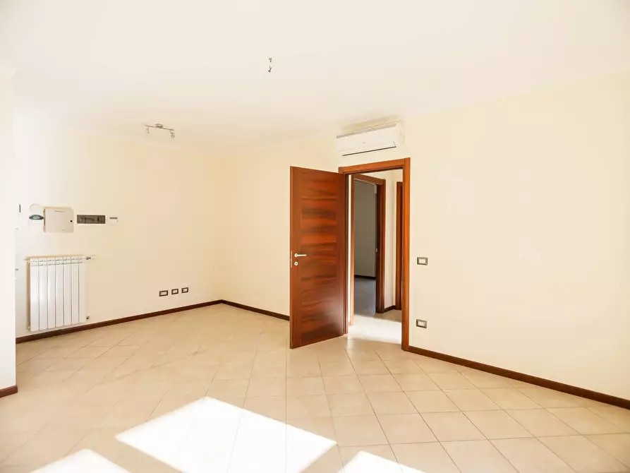 Immagine 8 di Casa semindipendente in vendita  in Via Del Padiglione 69 a Roma
