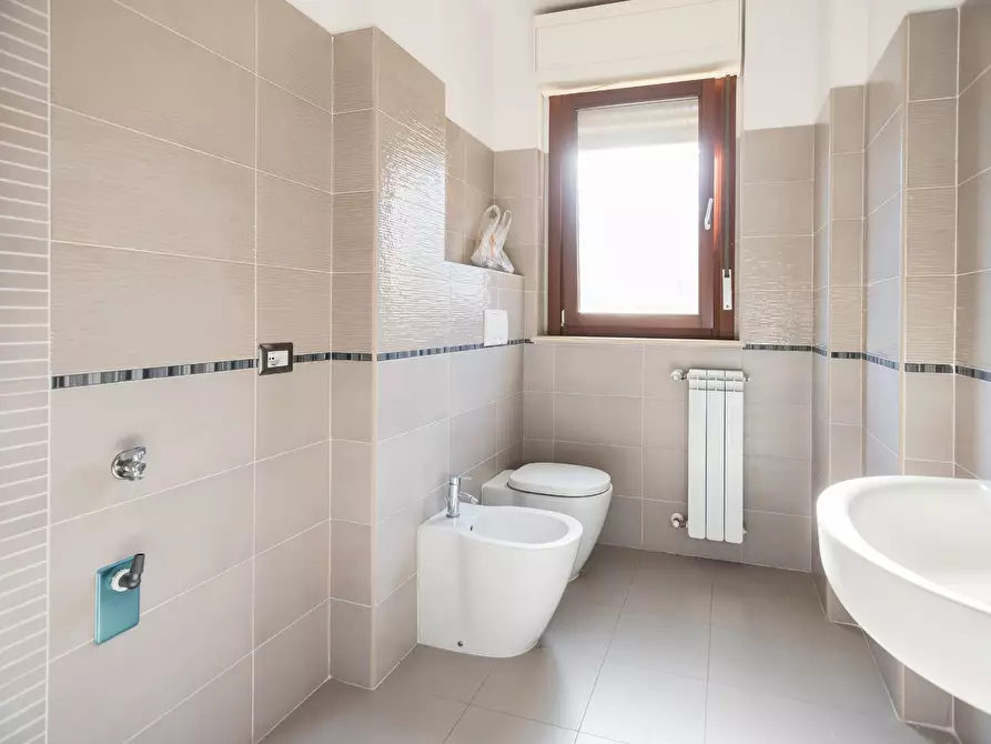 Immagine 10 di Casa semindipendente in vendita  in Via Del Padiglione 69 a Roma