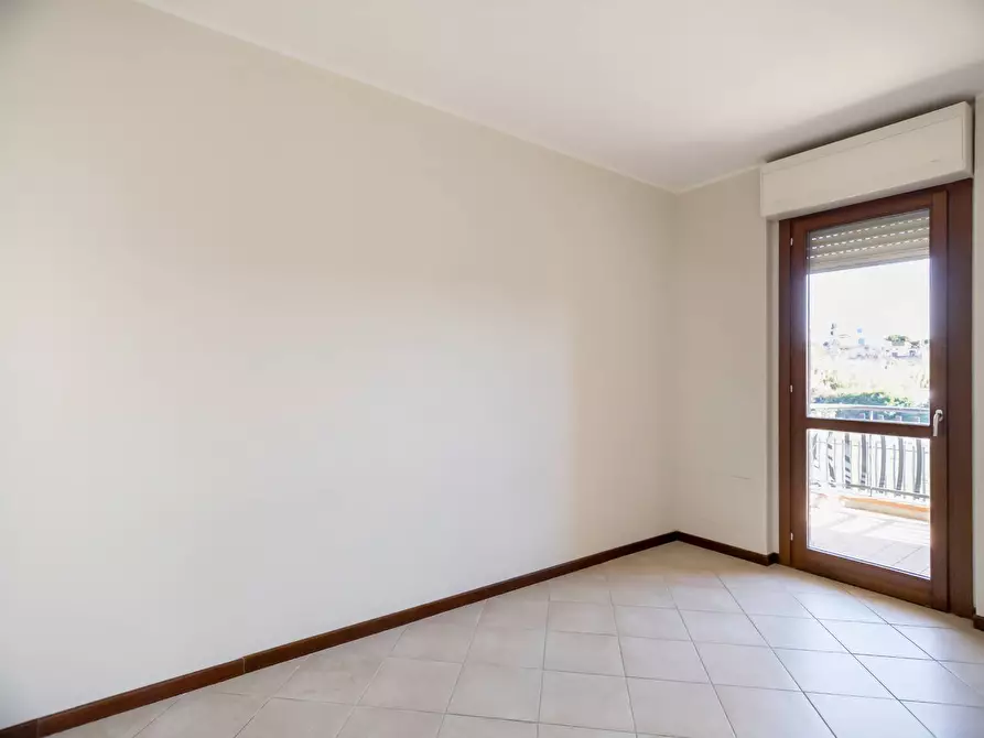 Immagine 19 di Casa semindipendente in vendita  in Via Del Padiglione 69 a Roma