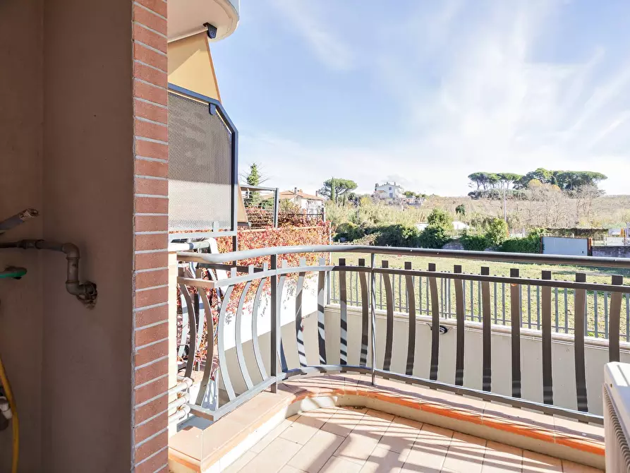 Immagine 26 di Casa semindipendente in vendita  in Via Del Padiglione 69 a Roma