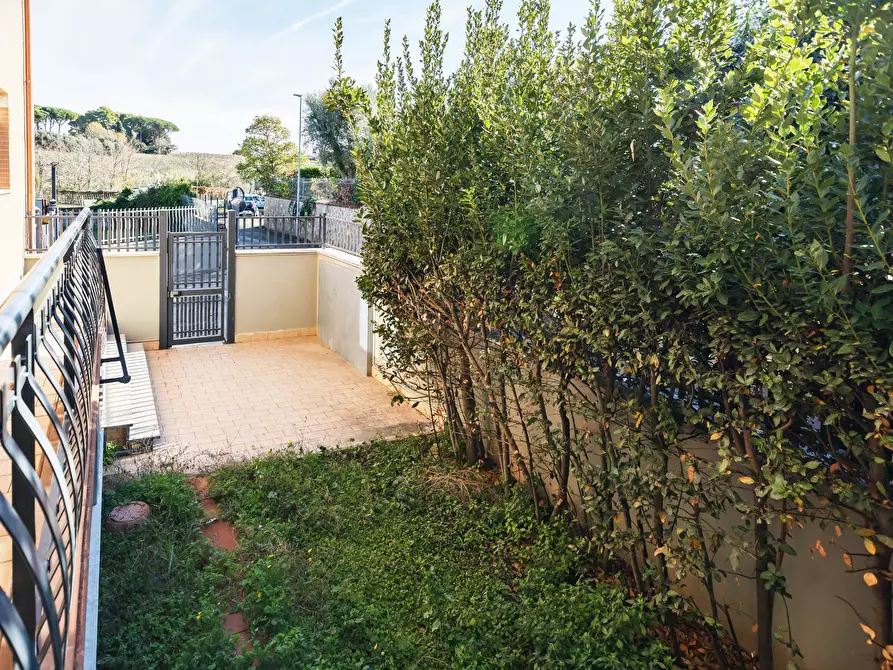 Immagine 41 di Casa semindipendente in vendita  in Via Del Padiglione 69 a Roma