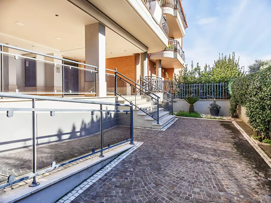 Immagine 52 di Casa semindipendente in vendita  in Via Del Padiglione 69 a Roma
