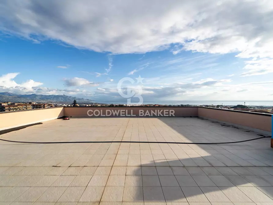 Immagine 14 di Appartamento in vendita  in VIA SILVIO PELLICO 25 a Giarre