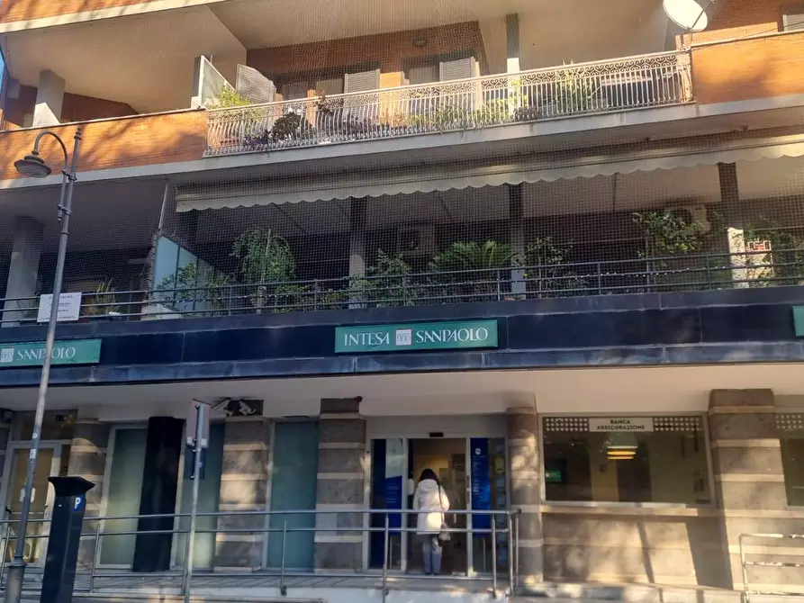 Immagine 1 di Locale commerciale in affitto  in Via Matteotti 59 a Monterotondo